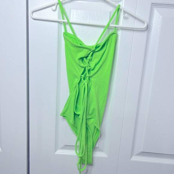 FASHION NOVA NEON GREEN RIBBED BODYSUIT - Picture 3 of 4